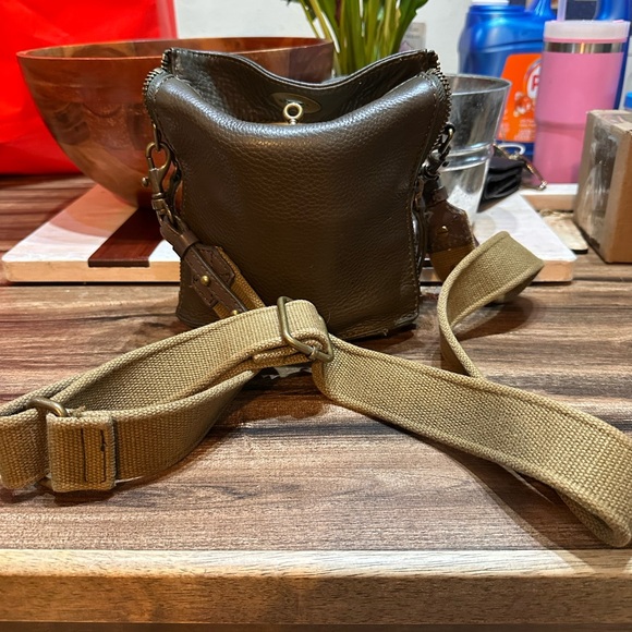 JCREW Designer Dark Green Leather Turnlock Crossbody Bag - Picture 2 of 8